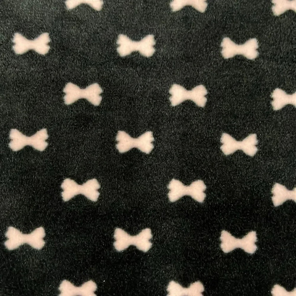 [XL]Kate Spade Black Velvet  Crew Neck Lounge Sweater PJ Top with Pink Bow Print - Picture 3 of 9